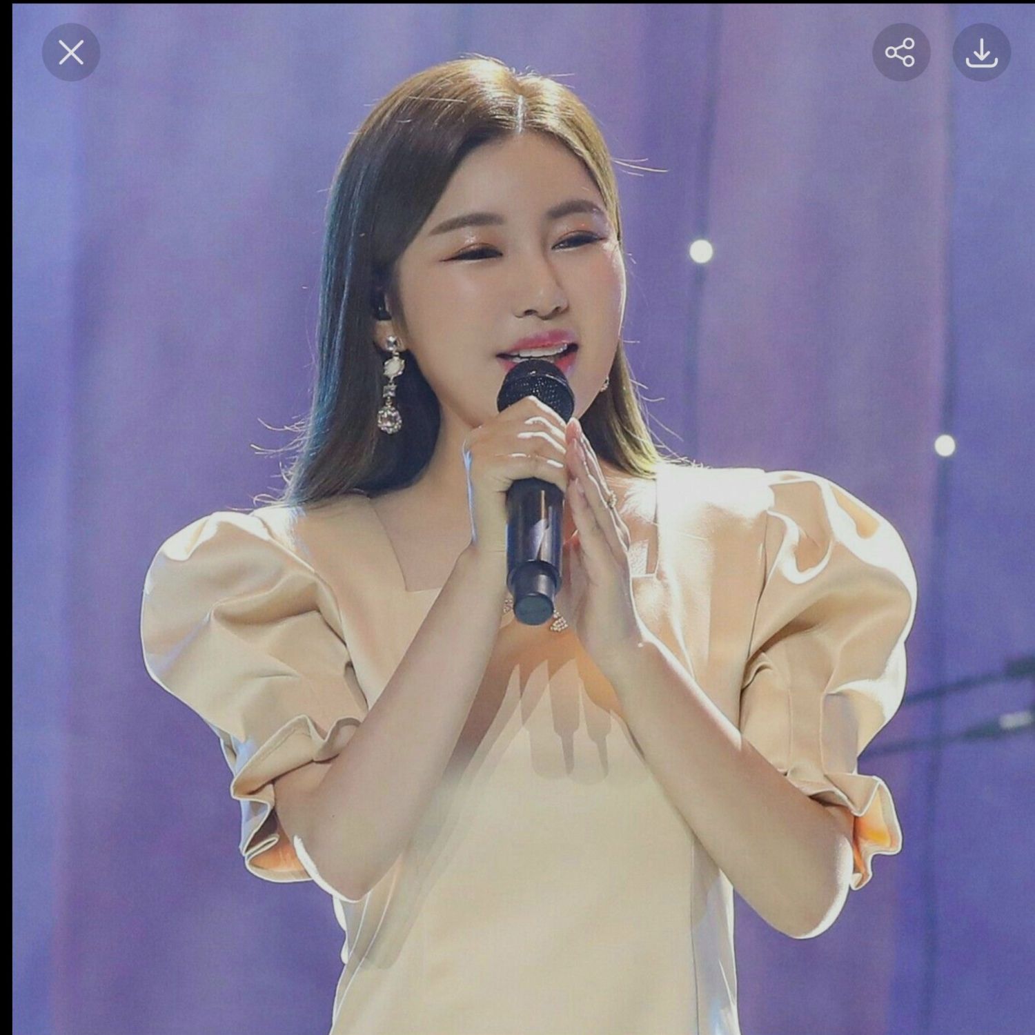 Recent activity shot of Song Gain