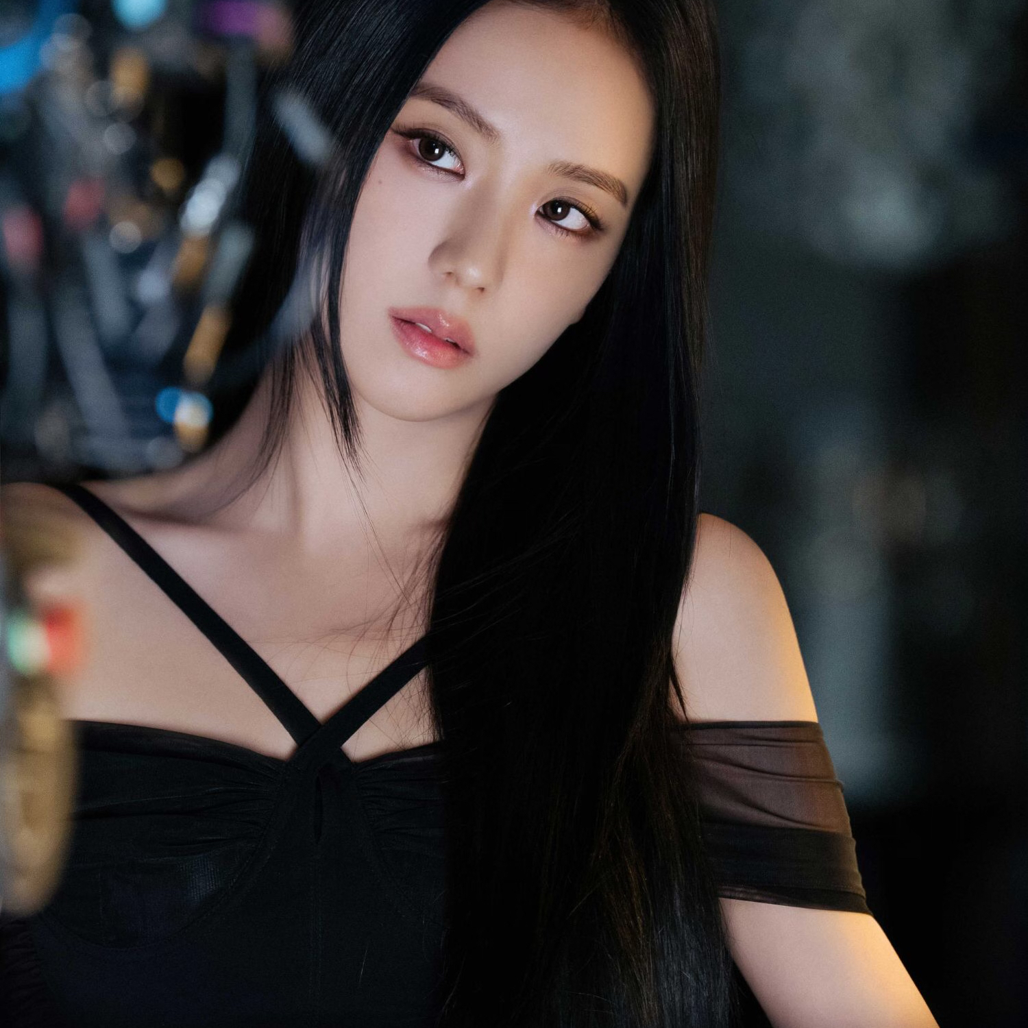 Latest photo of Jisoo (1995)