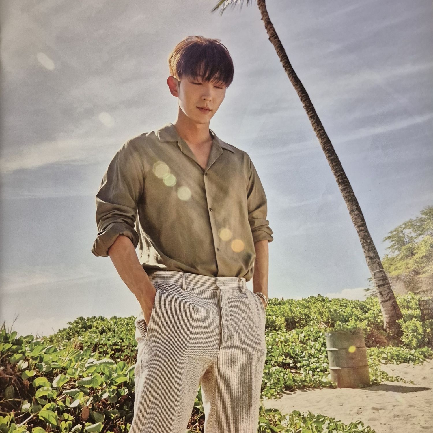 A moment captured by a fan of Lee Joongi