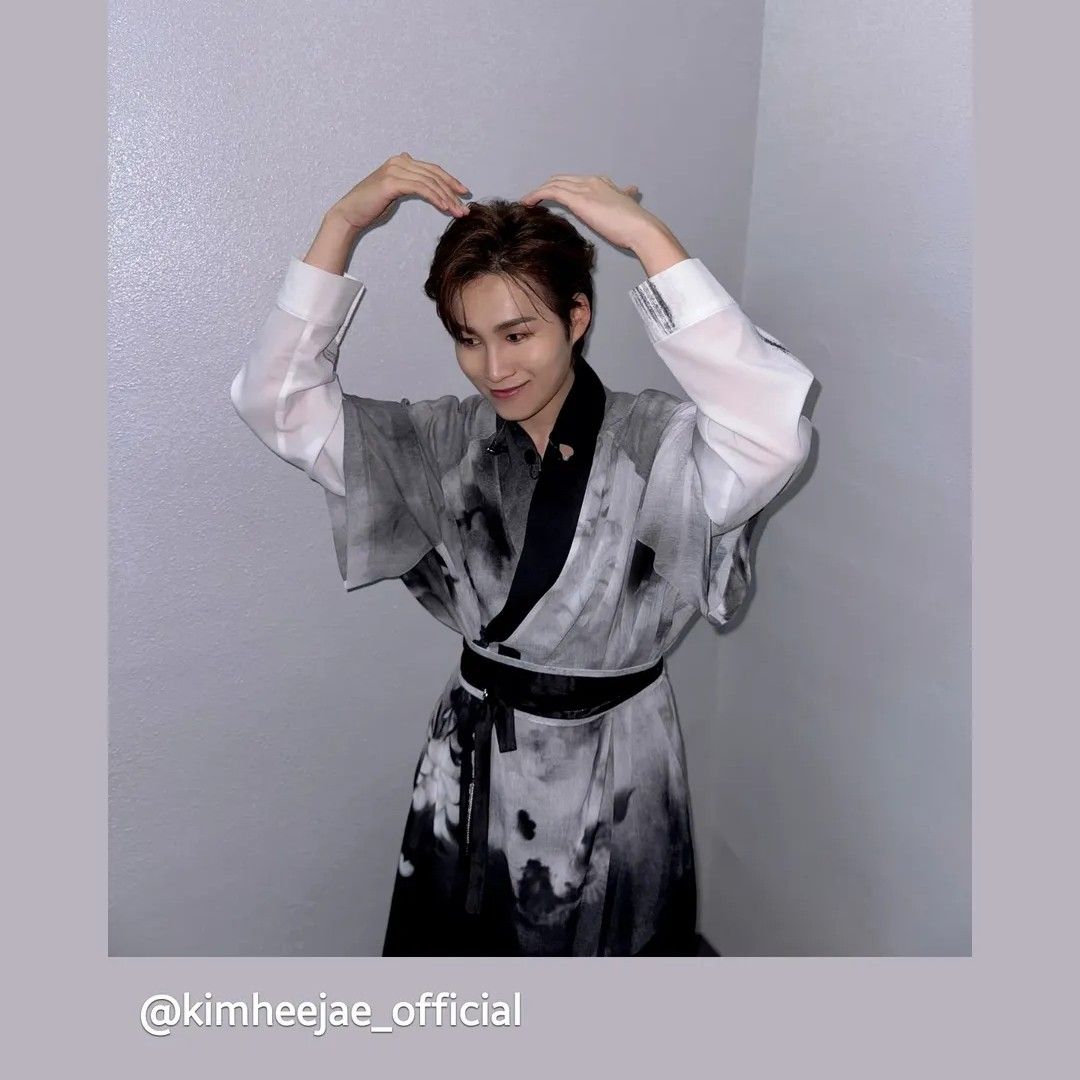 A moment captured by a fan of Kim Heejae