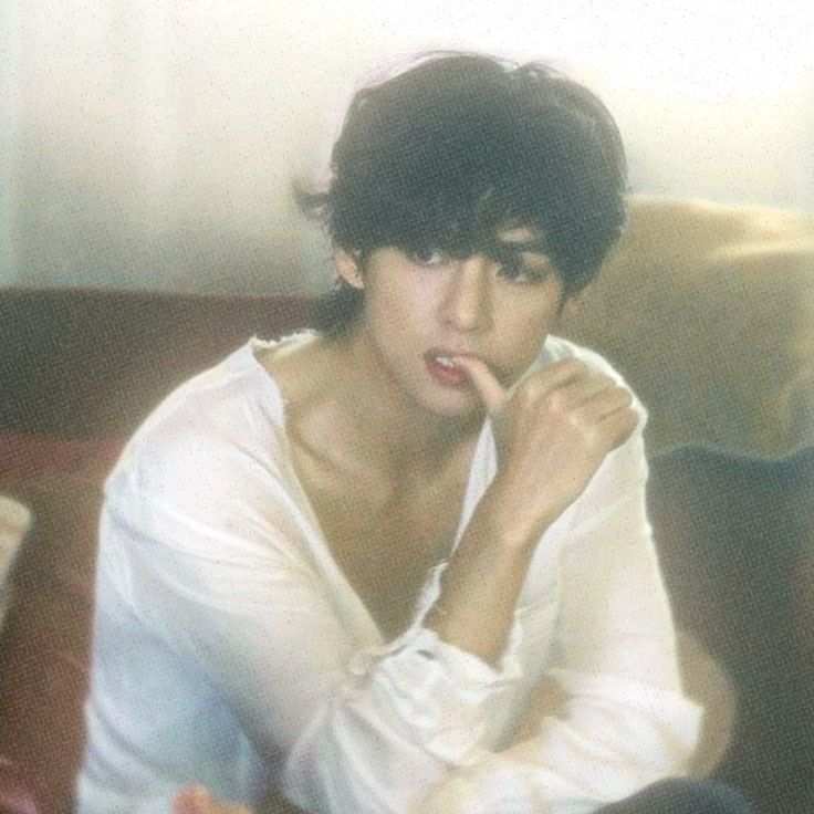 Feed komunitas selebriti terpopuler hari ini