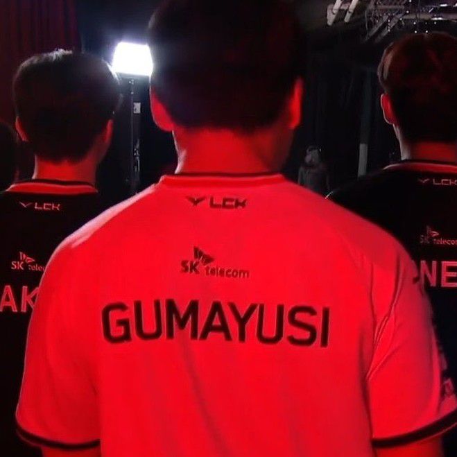 Behind-the-scenes cut of Gumayusi