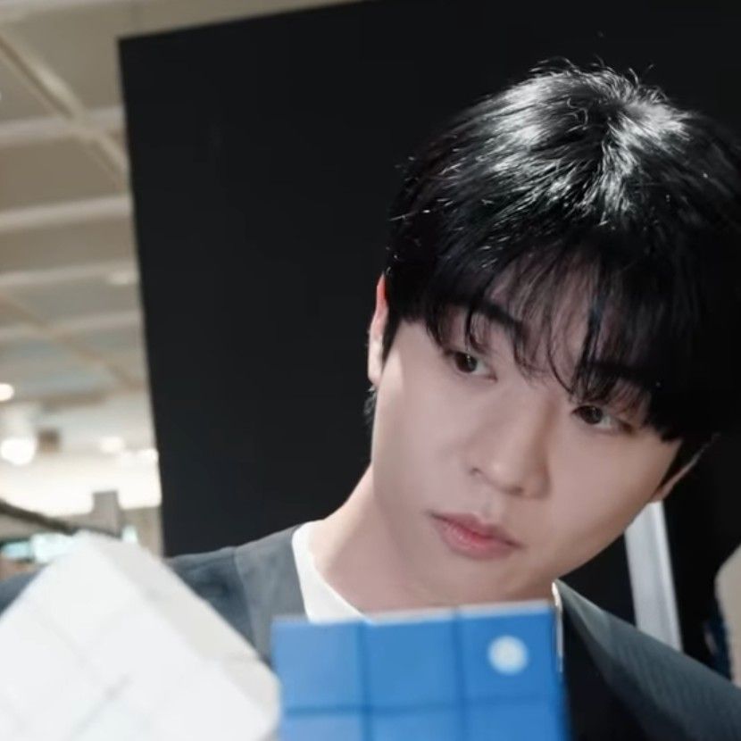 Behind-the-scenes cut of Chae Jonghyeop