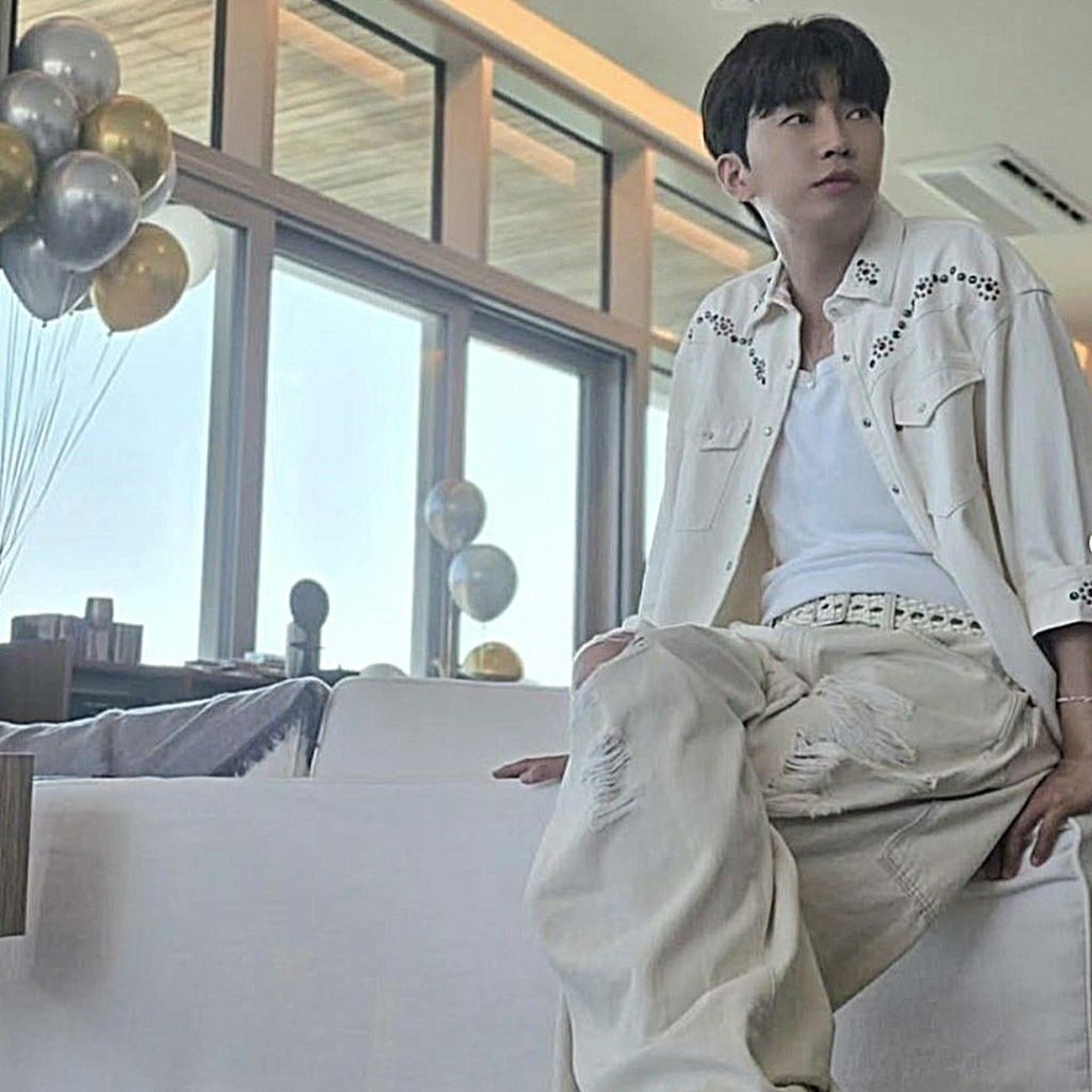 임영웅의 비하인드 컷