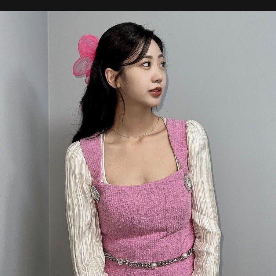 Recent activity shot of Kang Hyeyeon