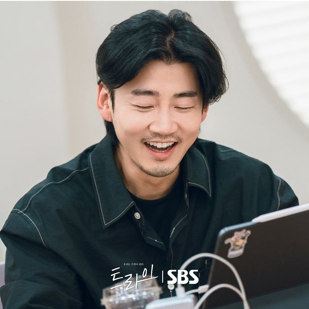 Latest photo of Yoon Gyesang 