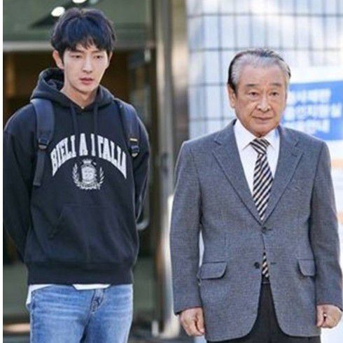 Behind-the-scenes cut of Lee Joongi