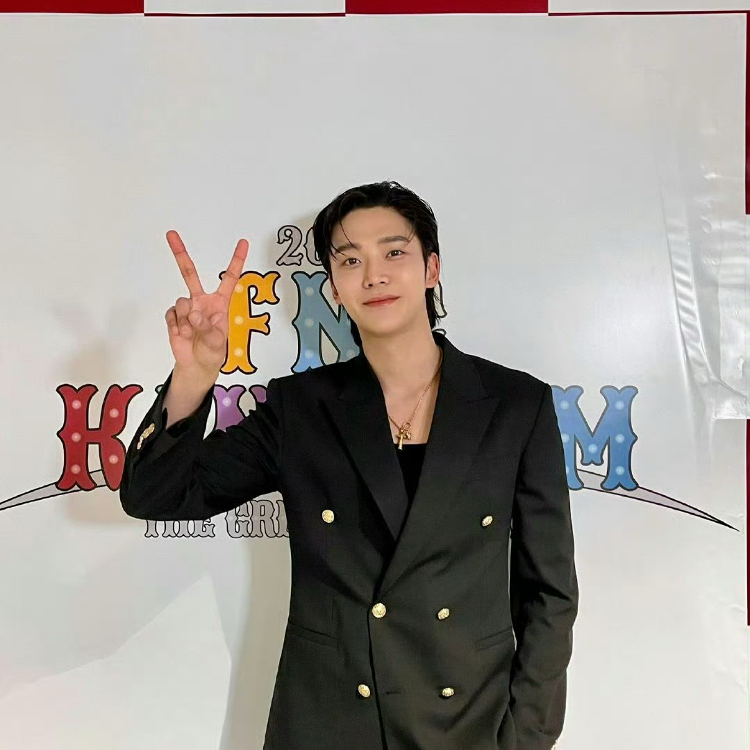 Recent activity shot of Rowoon