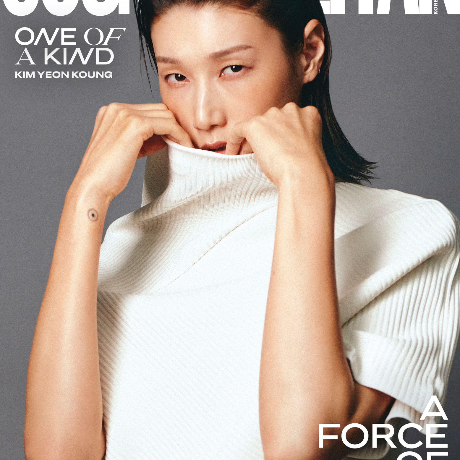 Behind-the-scenes cut of Kim Yeonkoung