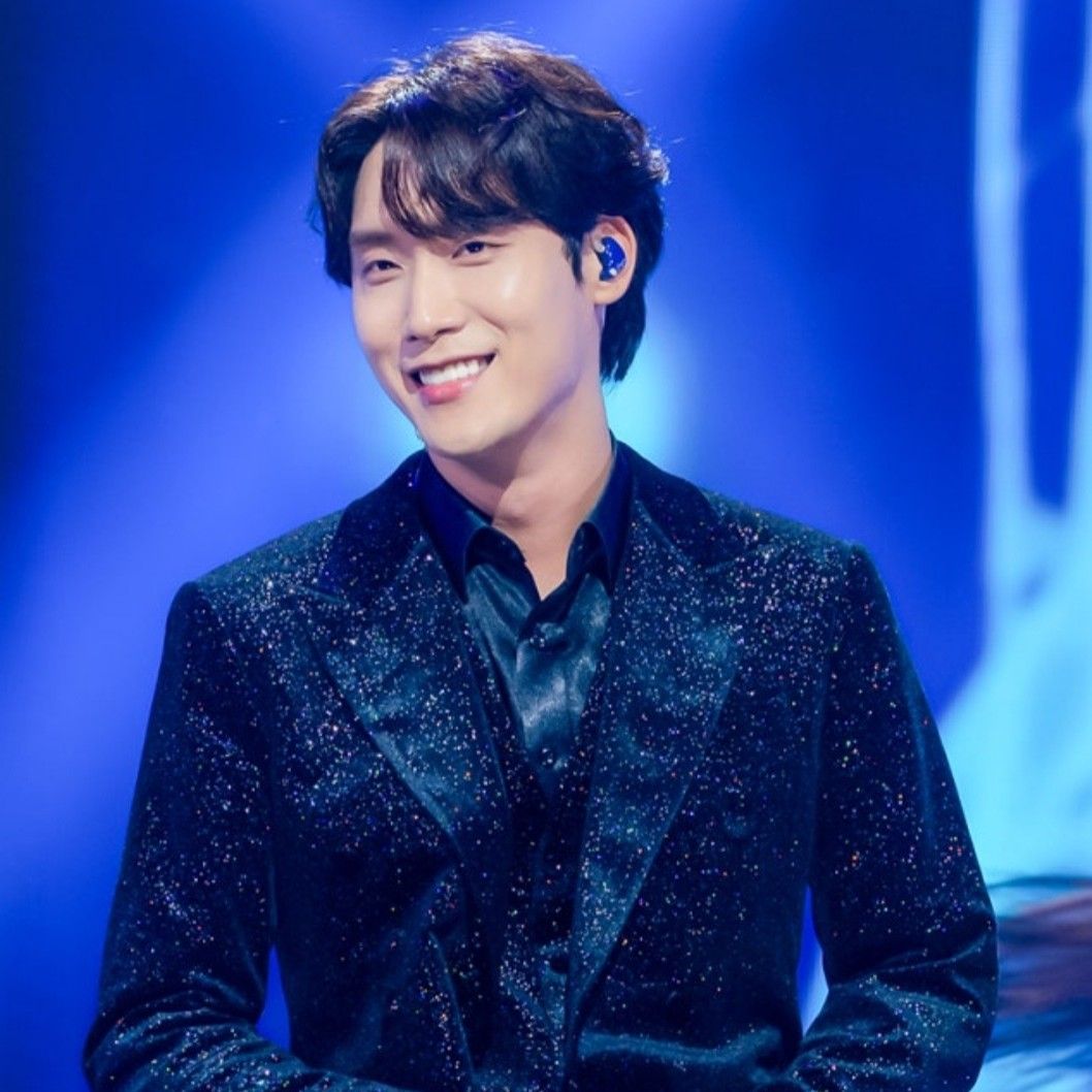 Behind-the-scenes cut of Choi Woojin