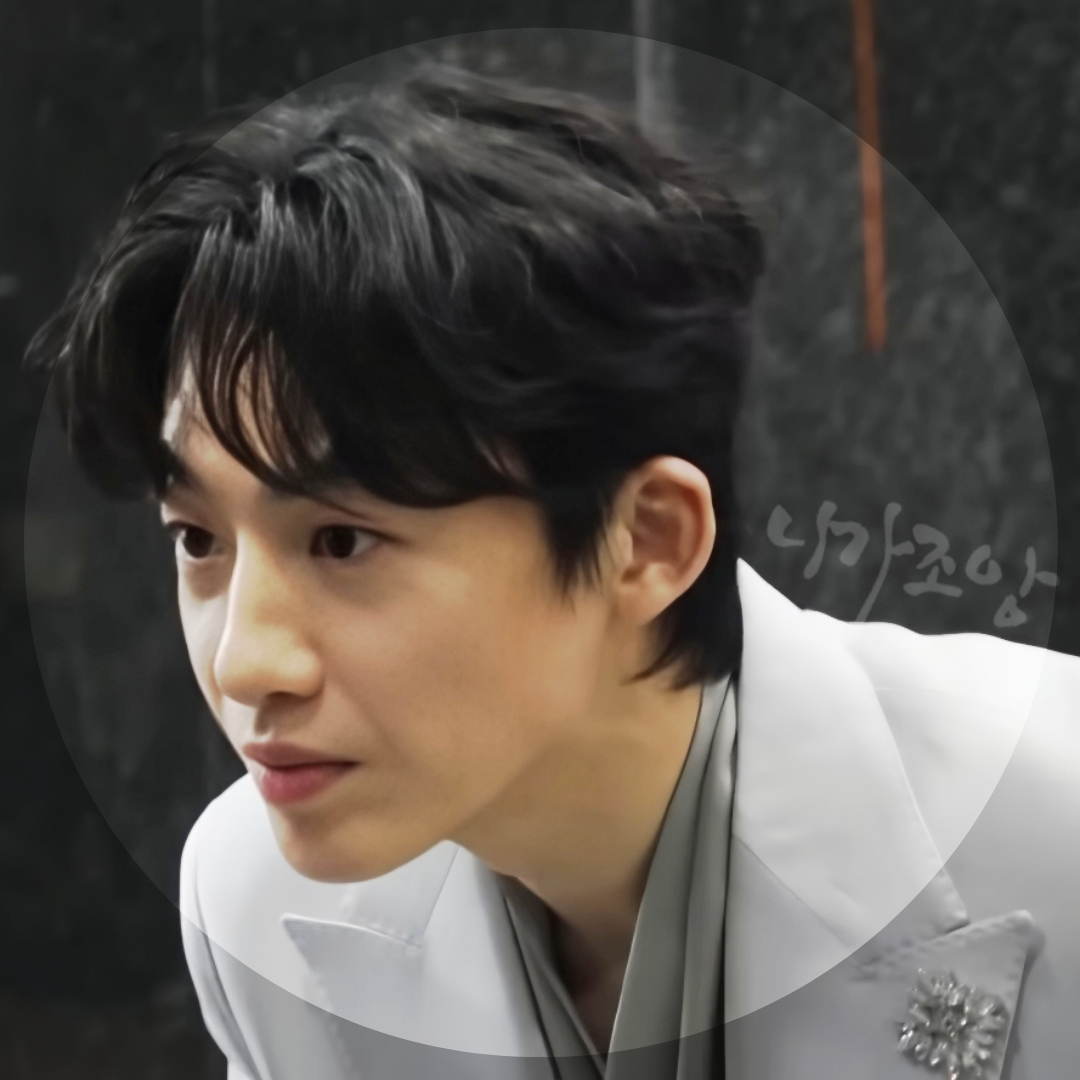 Behind-the-scenes cut of Shin Seungtae