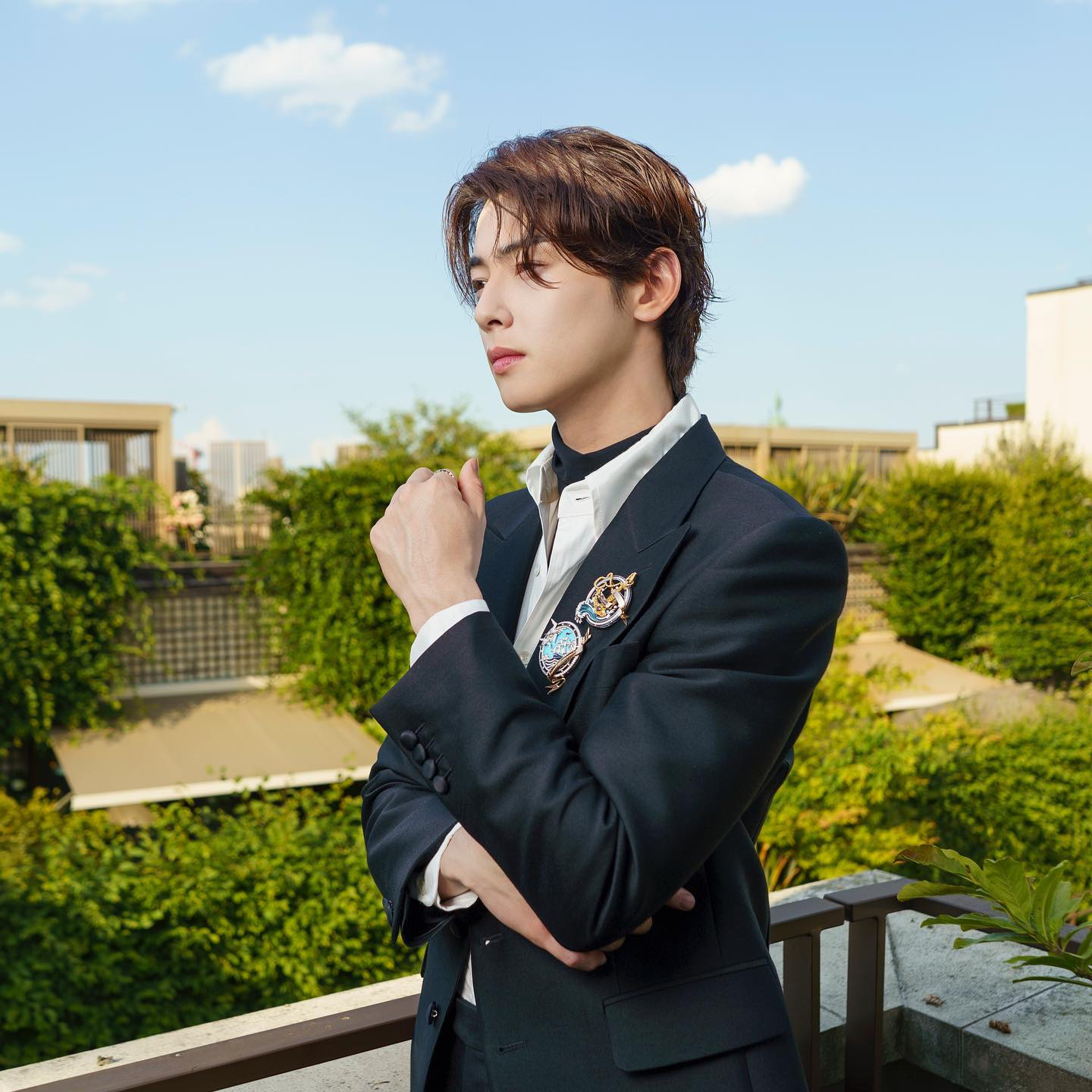 Behind-the-scenes cut of Cha Eunwoo