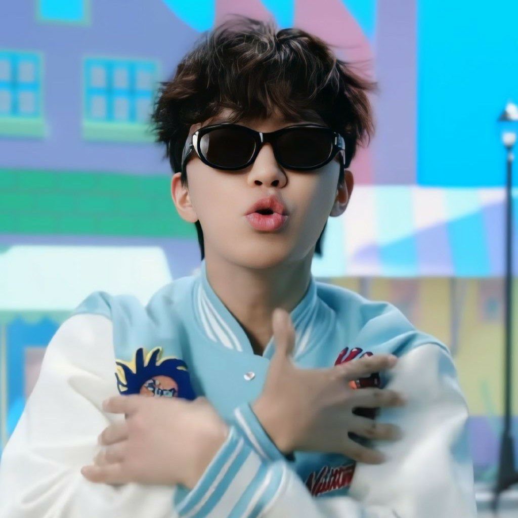 Foto terbaru dari Lim Youngwoong