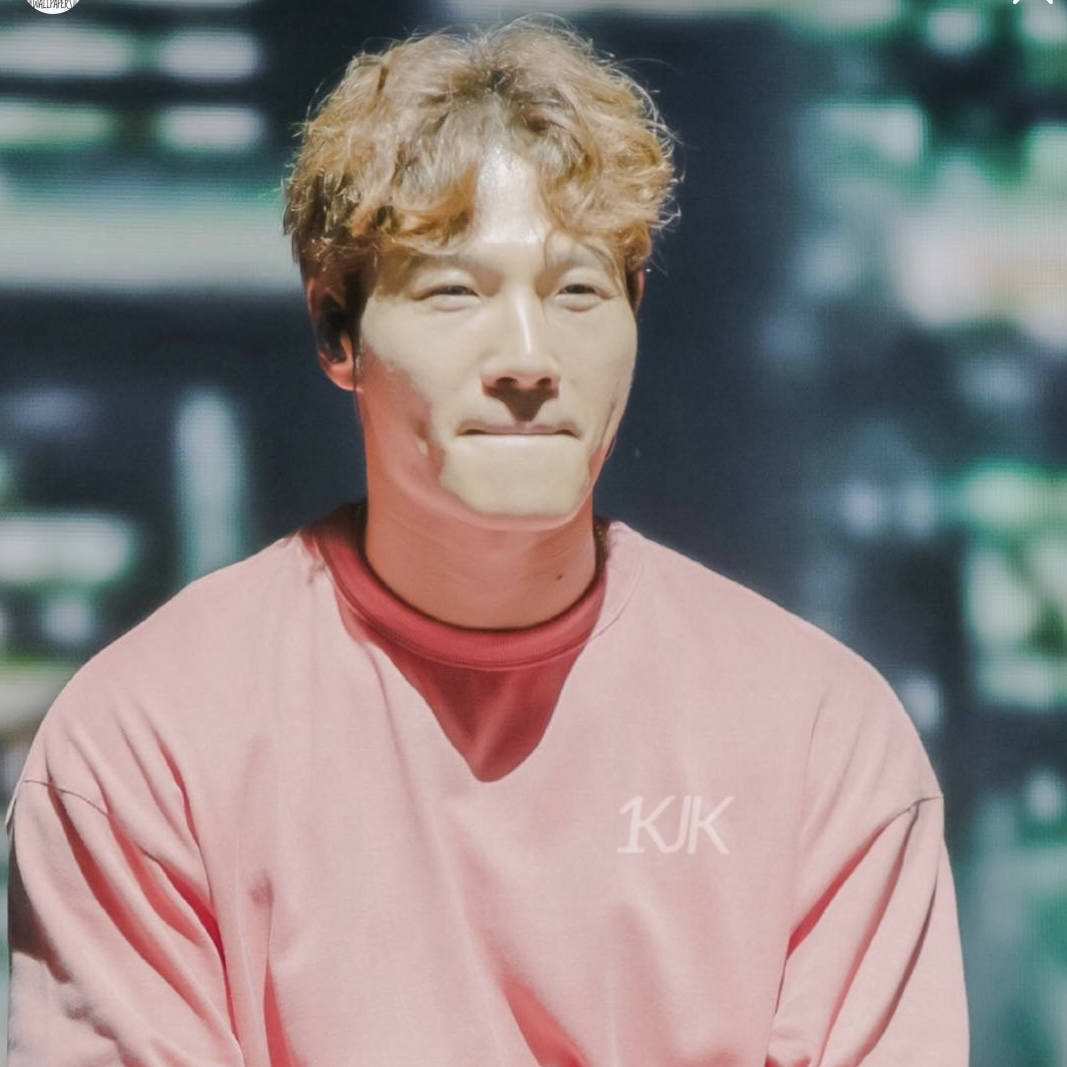 Latest photo of Kim Jongkook