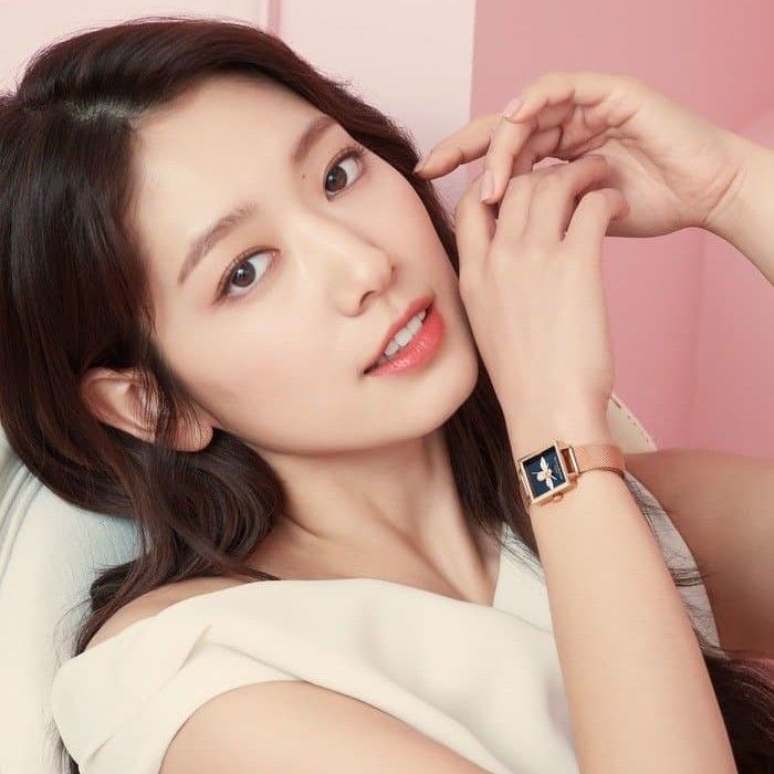 Recent activity shot of Park Shinhye
