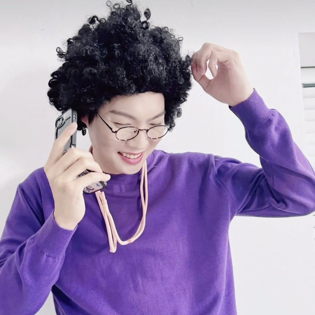 A moment captured by a fan of Son Taejin