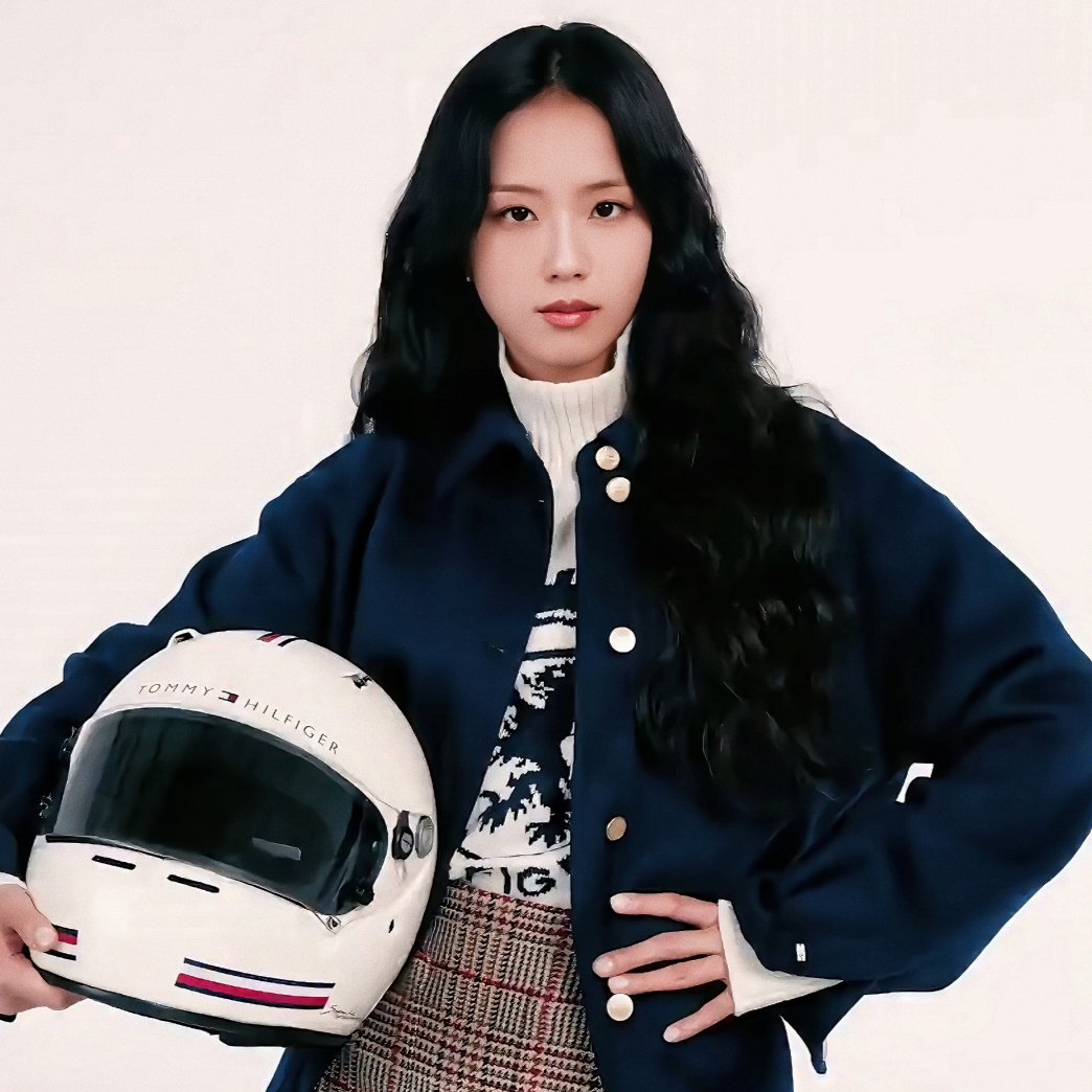 Recent activity shot of Jisoo (1995)