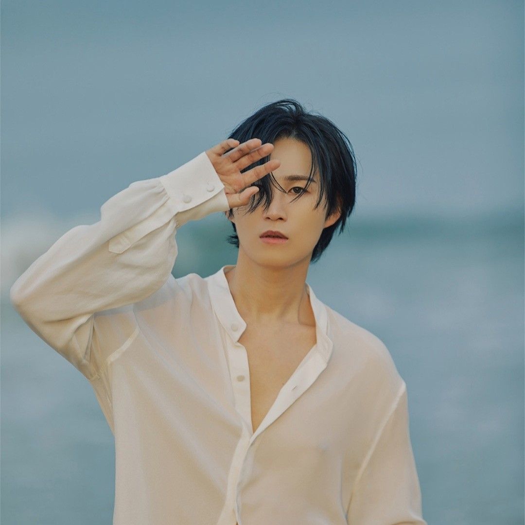 Behind-the-scenes cut of Kim Heejae