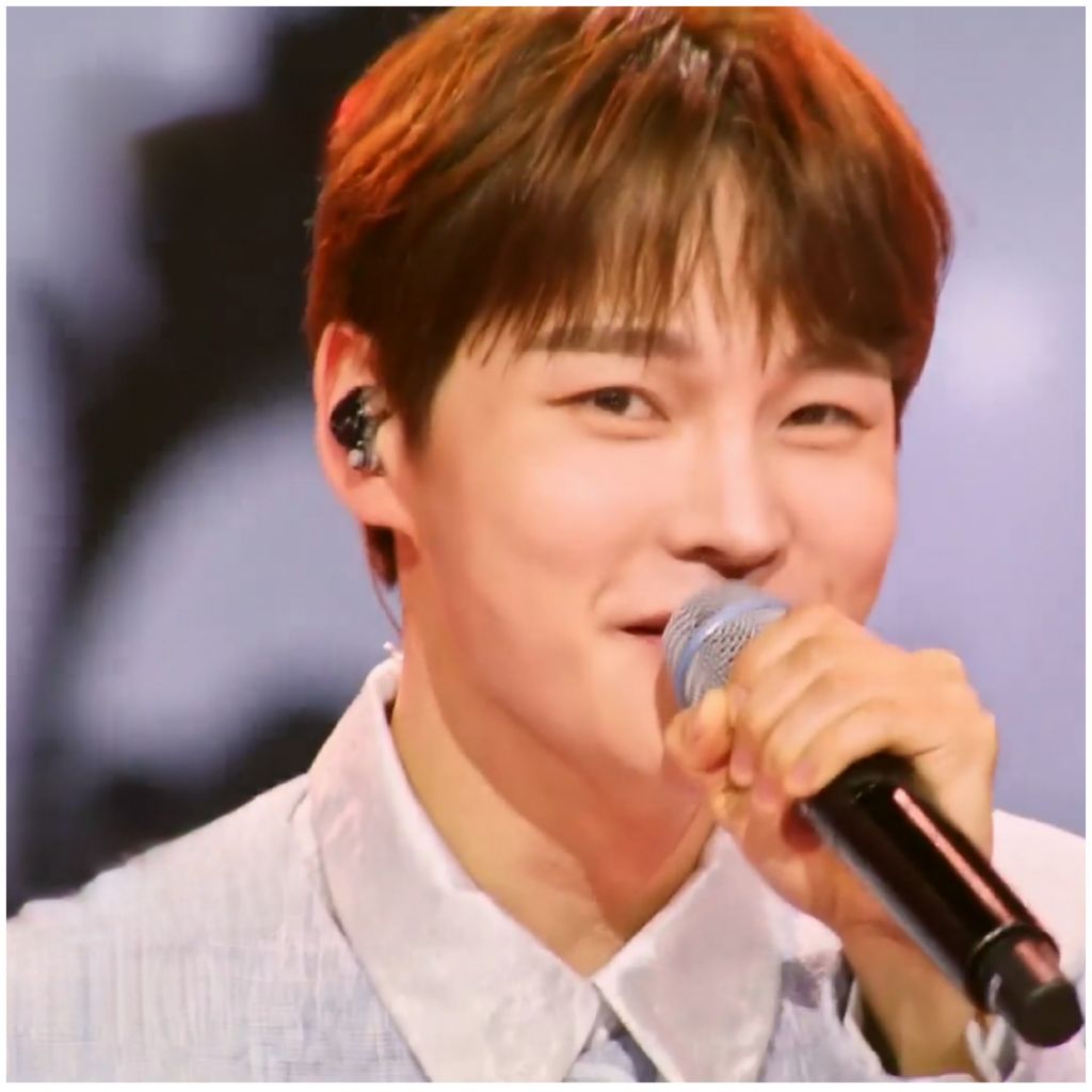 パク・ソジンの最近の活動ショット