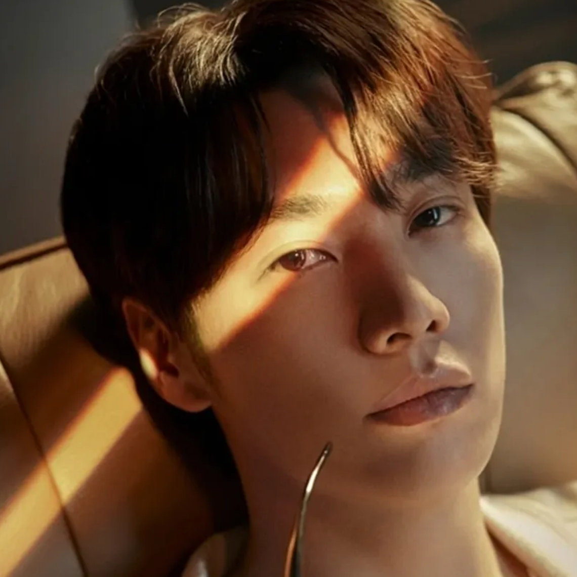 Behind-the-scenes cut of Kim Youngkwang