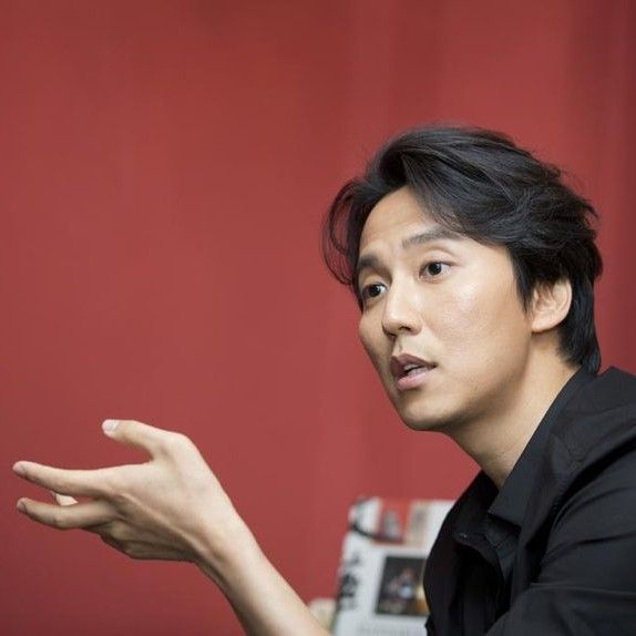 Behind-the-scenes cut of Kim Namgil