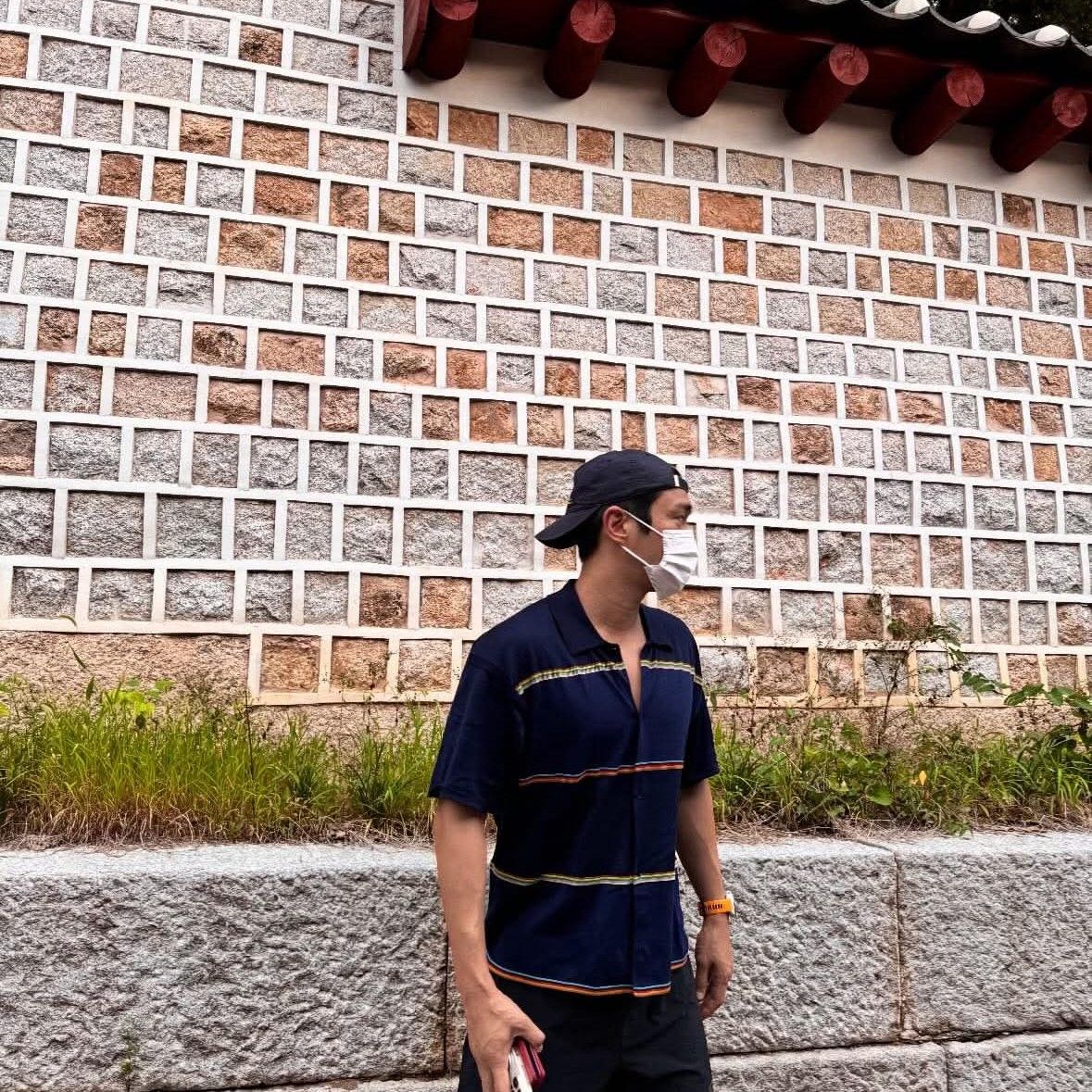 Behind-the-scenes cut of Choi Siwon