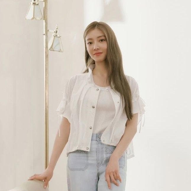 A moment captured by a fan of Lee Seyoung