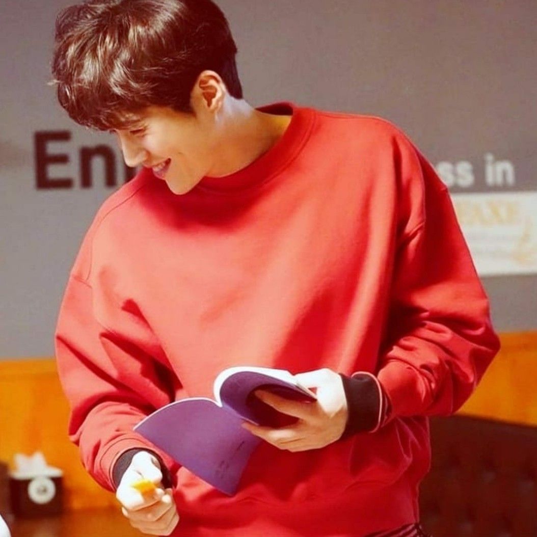 A moment captured by a fan of Kim Seonho