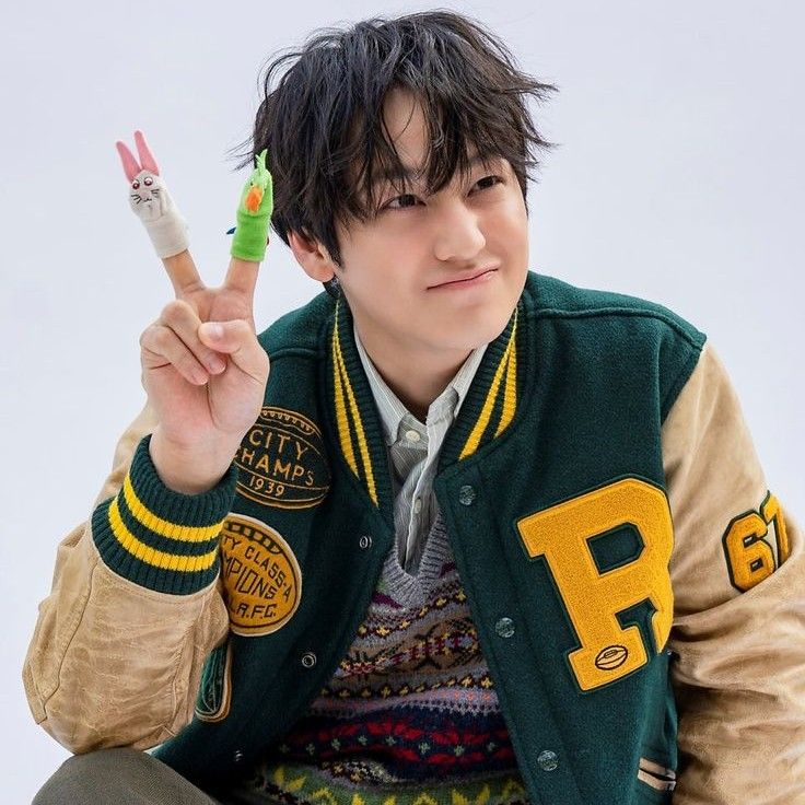 Behind-the-scenes cut of Kim Bum