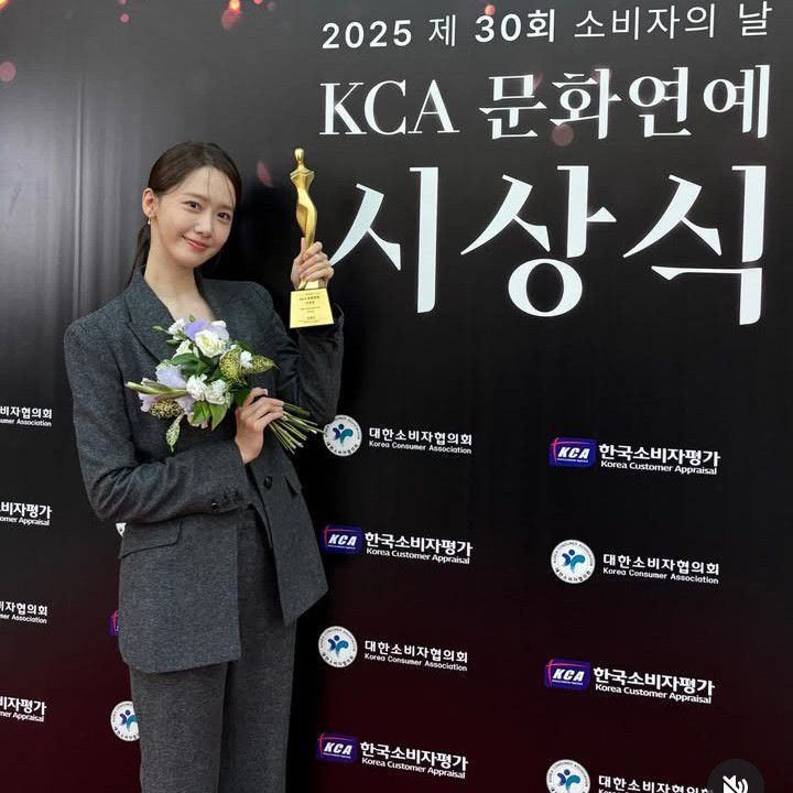 林允儿的近期活动照