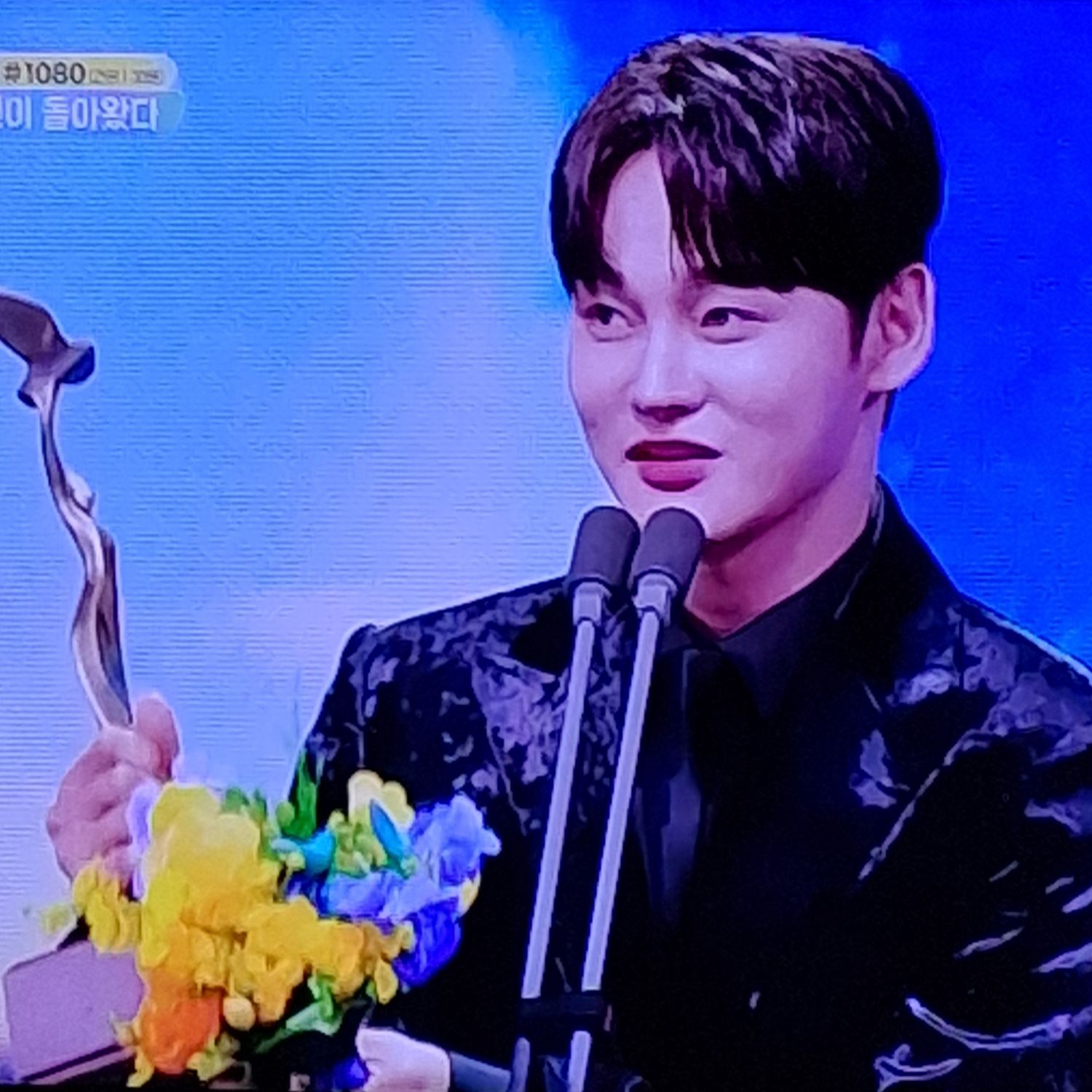 朴瑞镇的最新照片