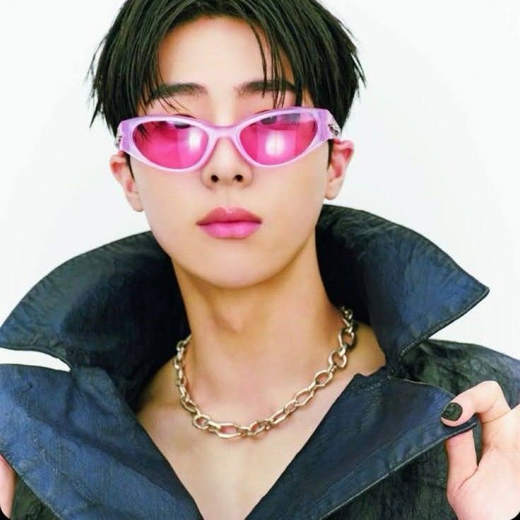 Recent activity shot of Kim Mujun