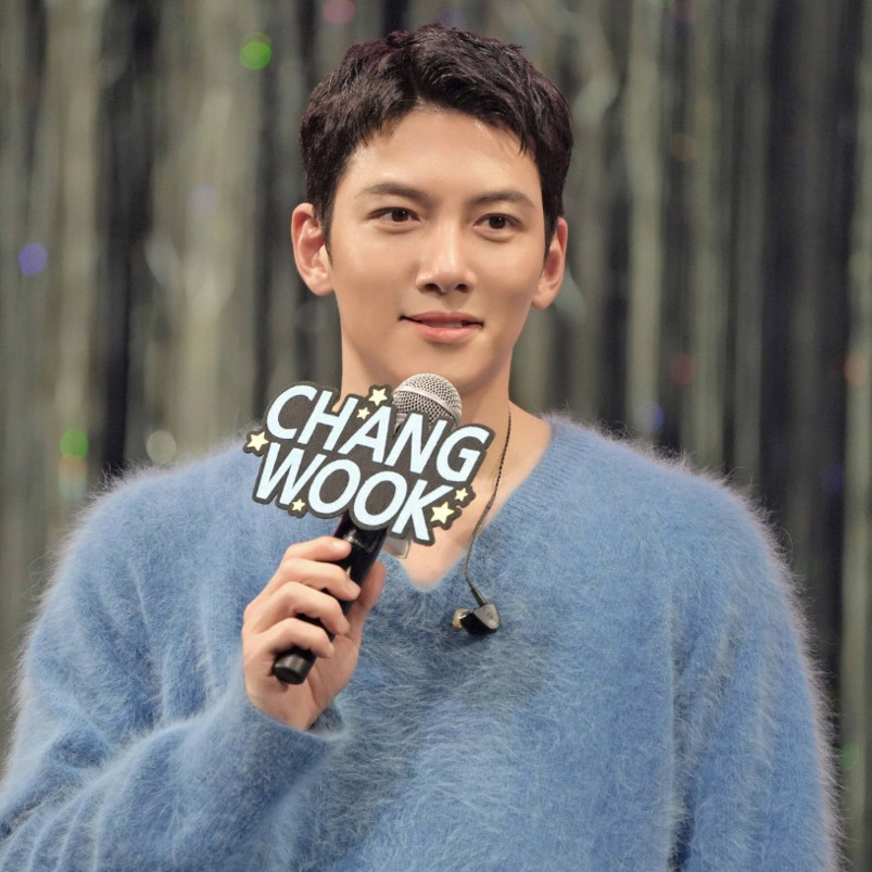 A moment captured by a fan of Ji Changwook