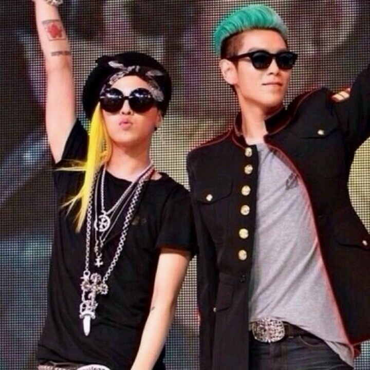 A moment captured by a fan of T.O.P