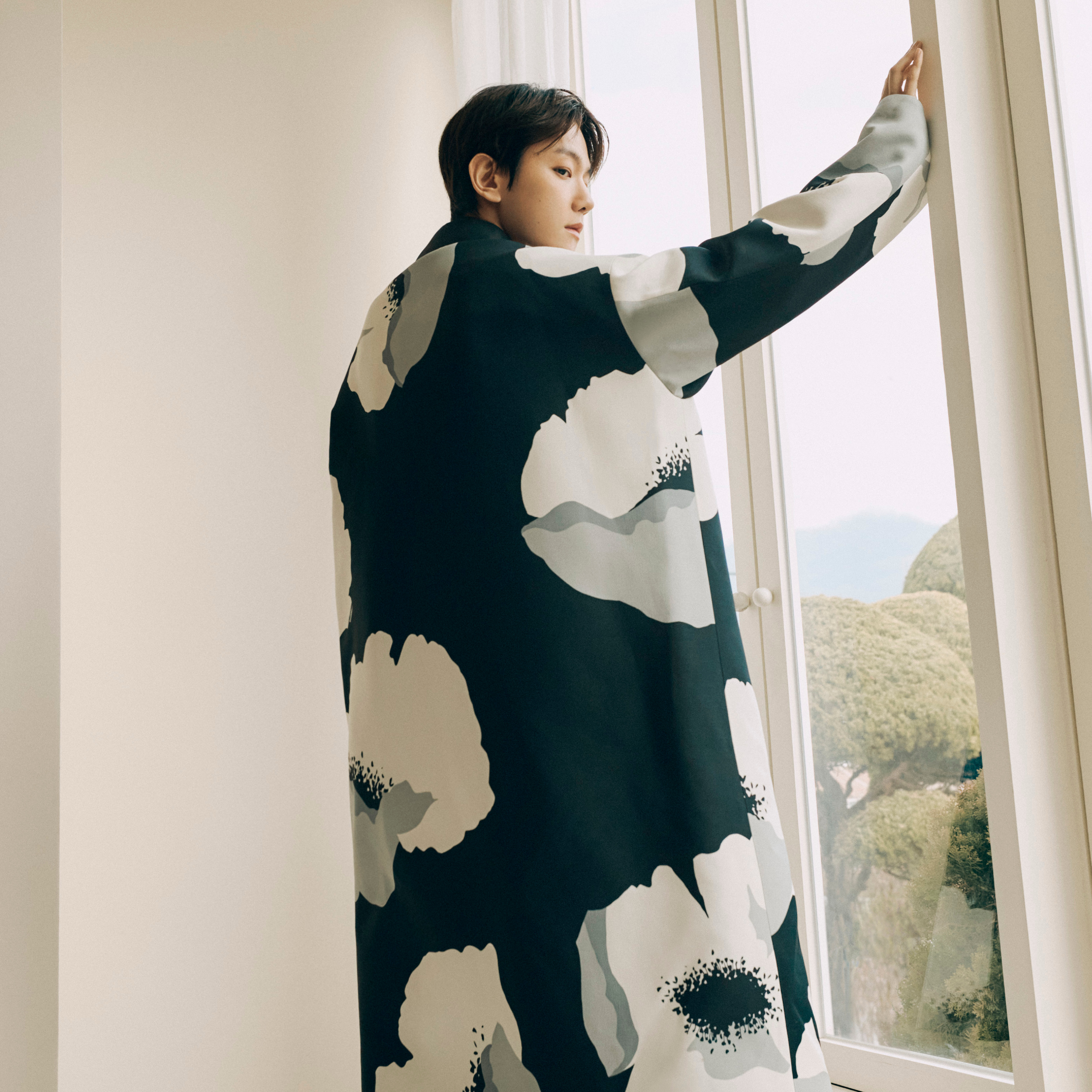 Behind-the-scenes cut of Baekhyun