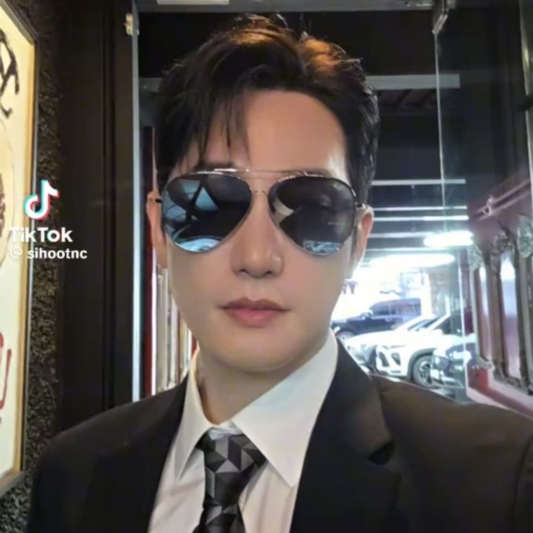 Recent activity shot of Park Sihoo