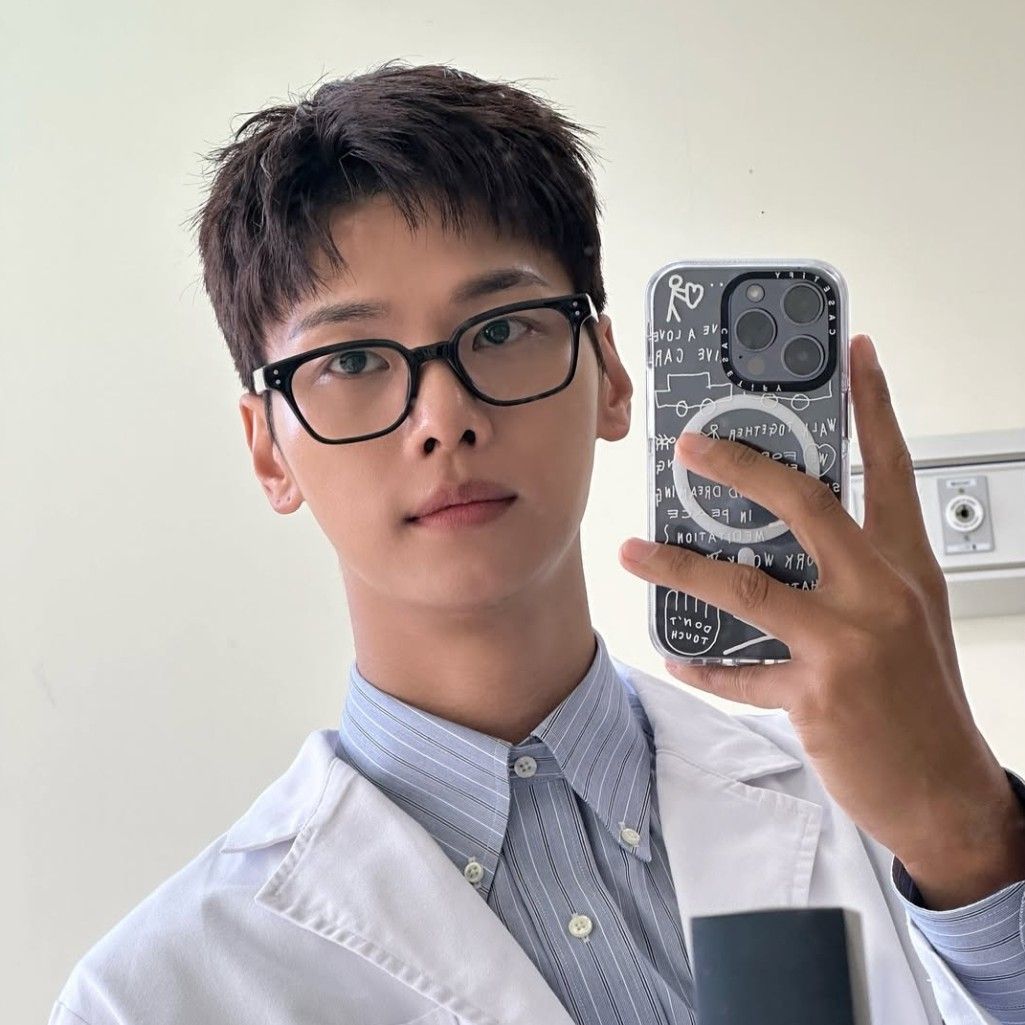 Behind-the-scenes cut of Cha Hakyeon (N)