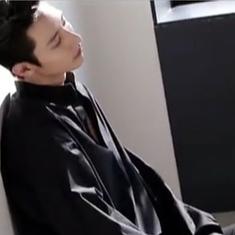 Recent activity shot of Lee Soohyuk