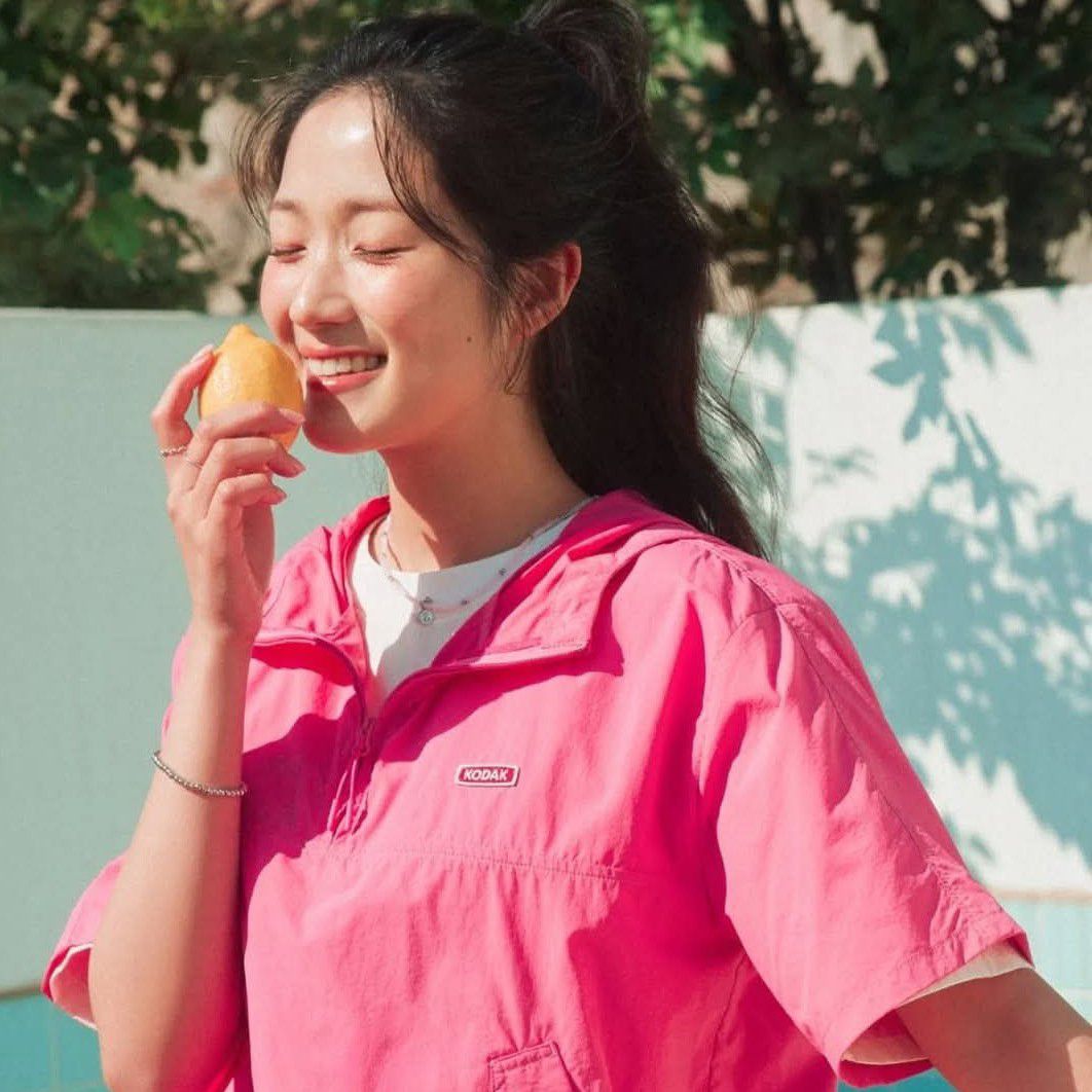 Recent activity shot of Kim Hyeyoon