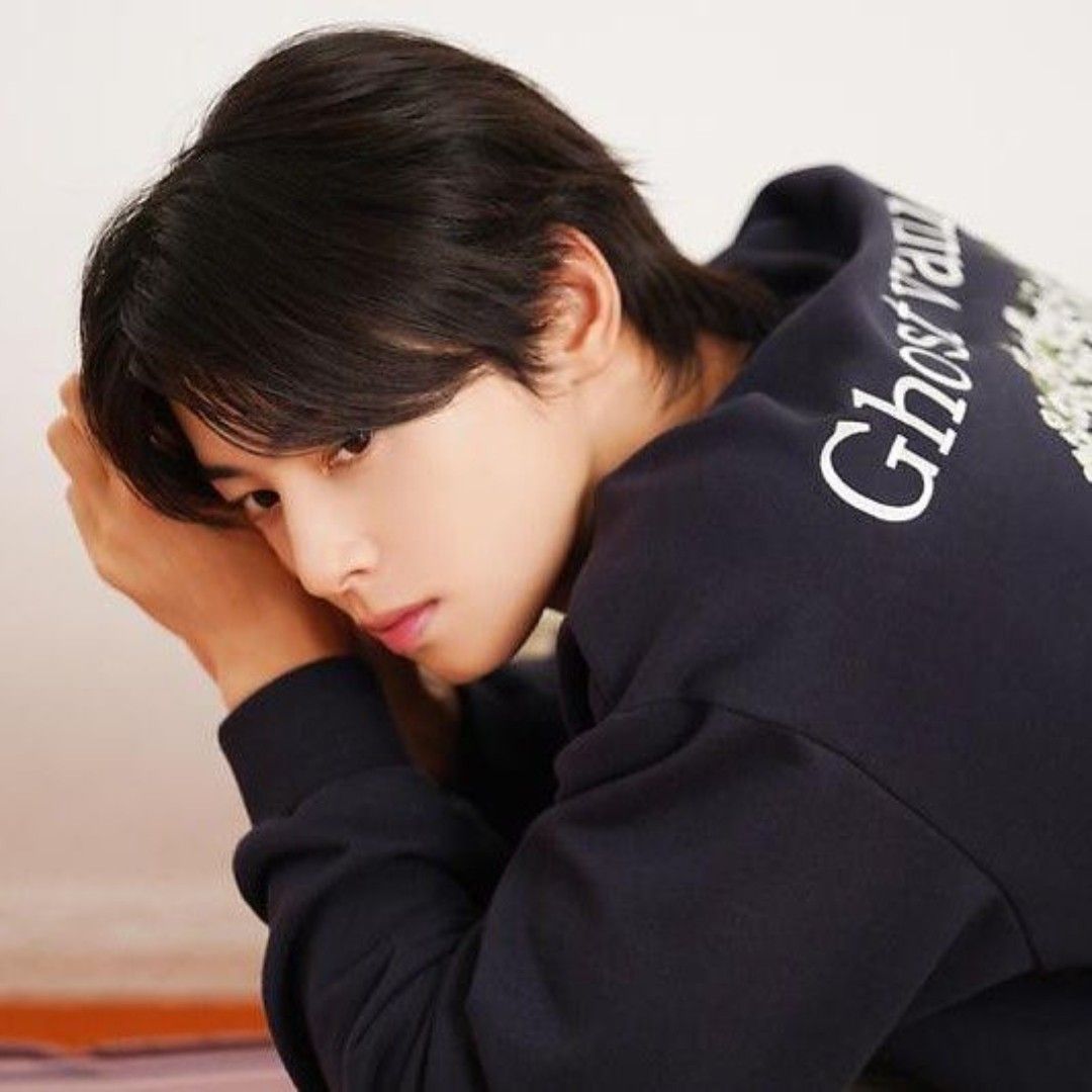 Recent activity shot of Cha Eunwoo