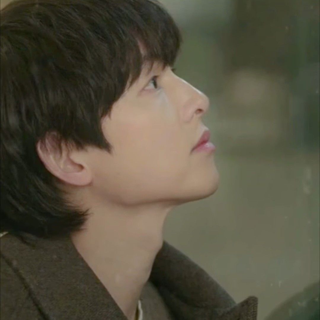 Behind-the-scenes cut of Song Joongki