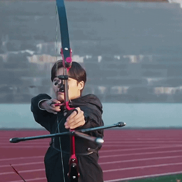 Behind-the-scenes cut of Choo Youngwoo