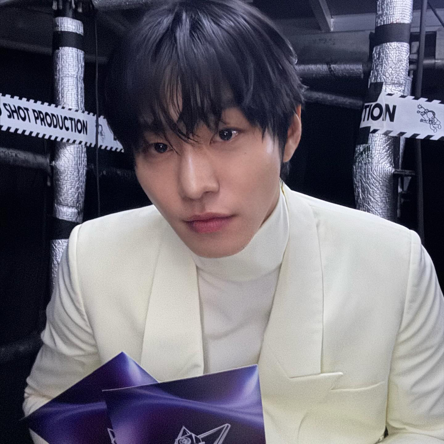 Behind-the-scenes cut of Ahn Hyoseop