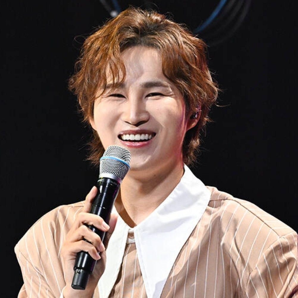 김희재의 최신 사진