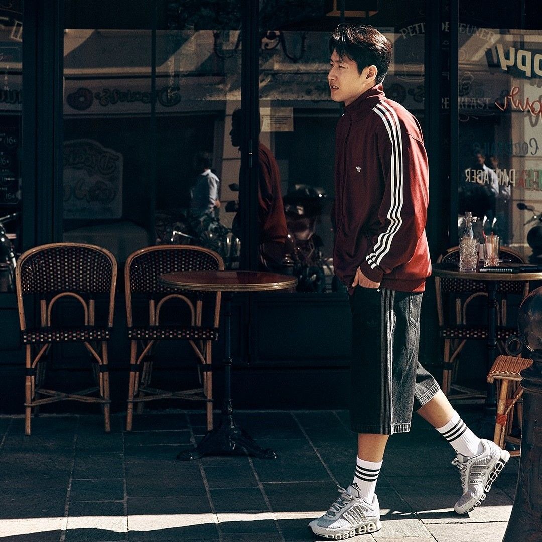 Behind-the-scenes cut of Lee KangIn