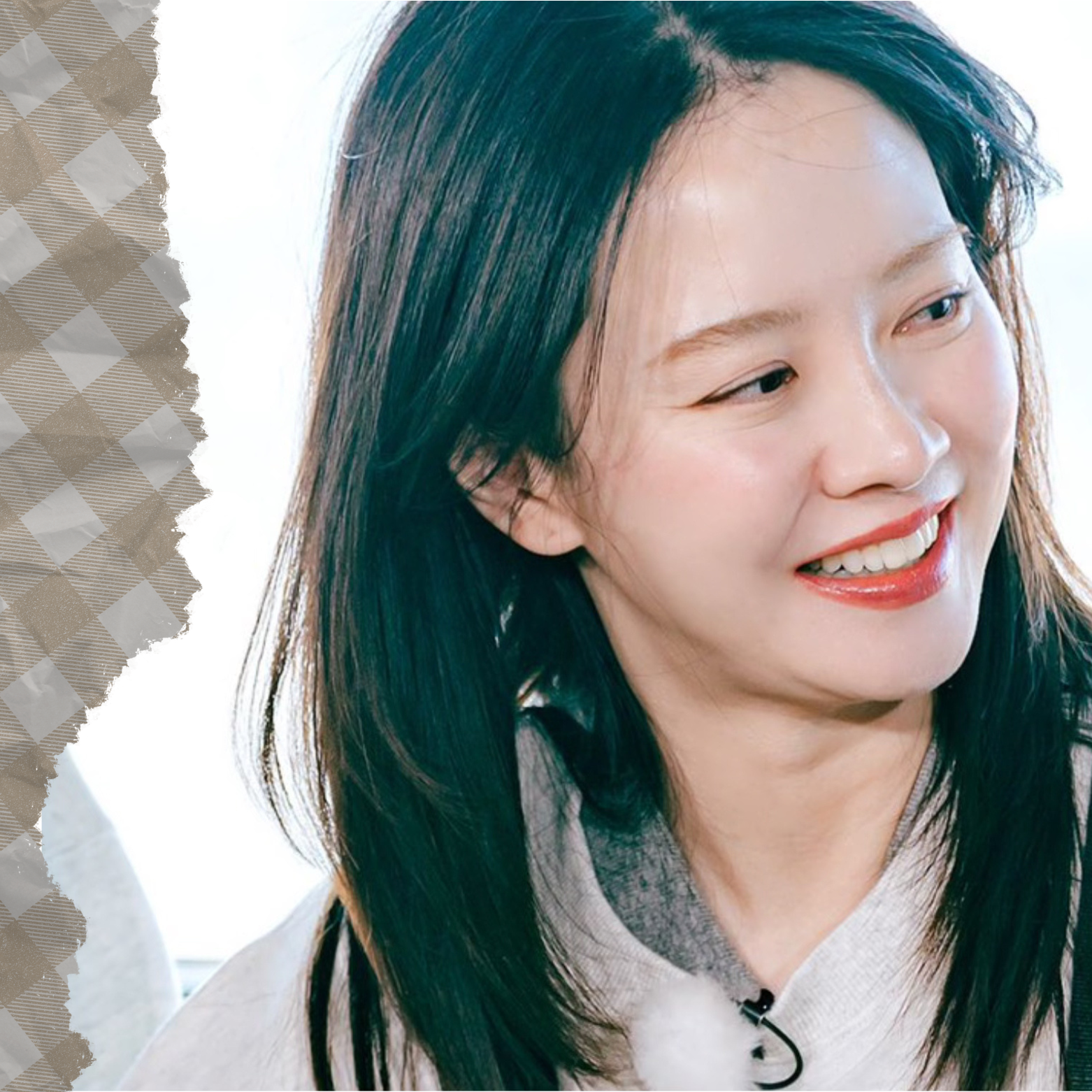 A moment captured by a fan of Song Jihyo