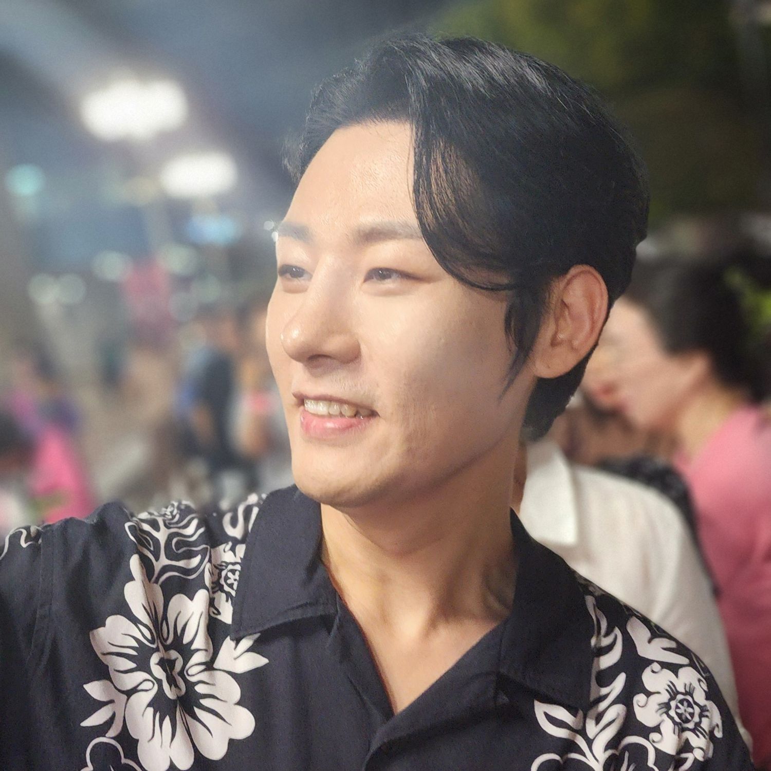 Behind-the-scenes cut of Kang Moonkyung