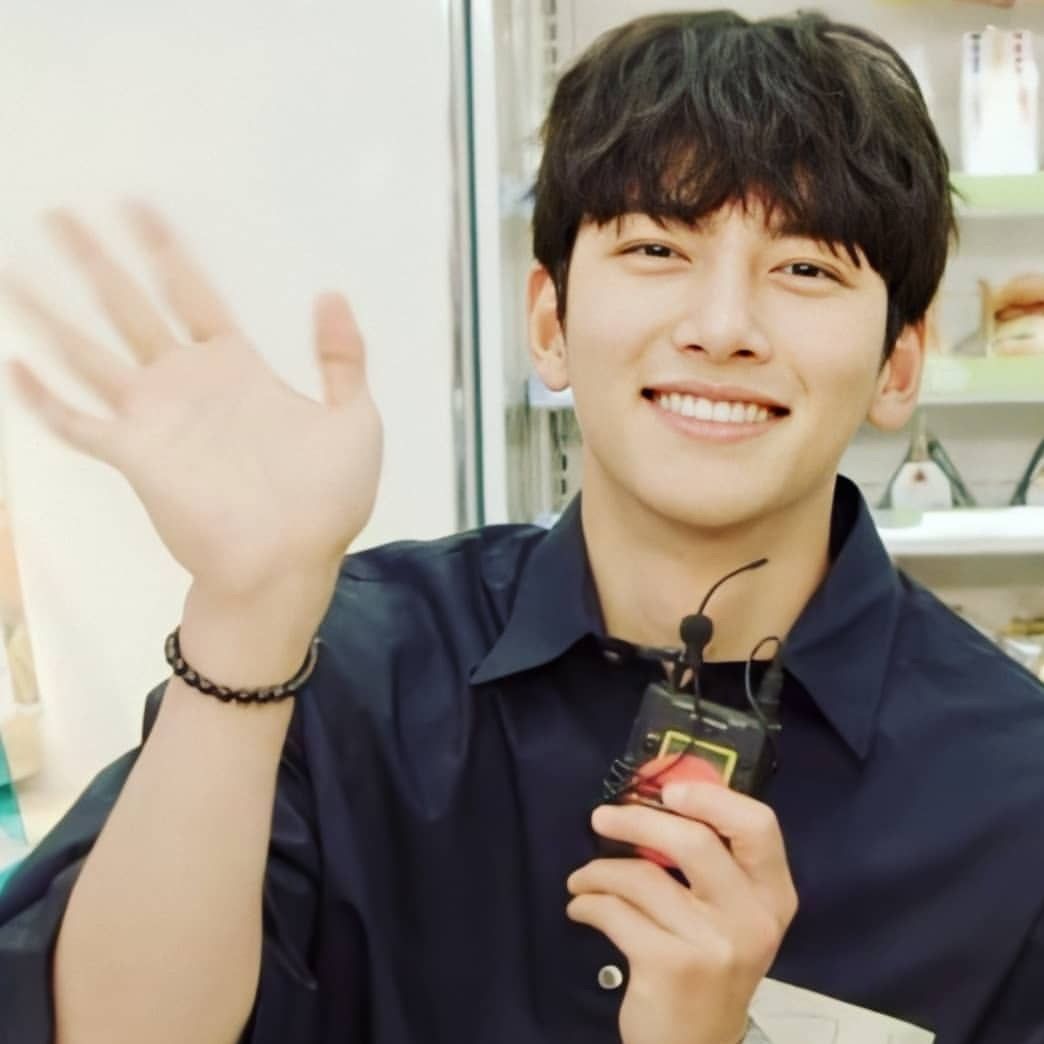 池昌旭的最新照片