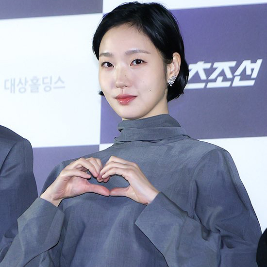 김고은의 비하인드 컷