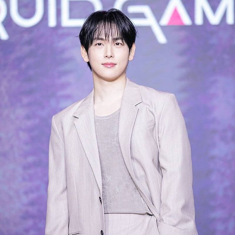 Latest photo of Yim Siwan